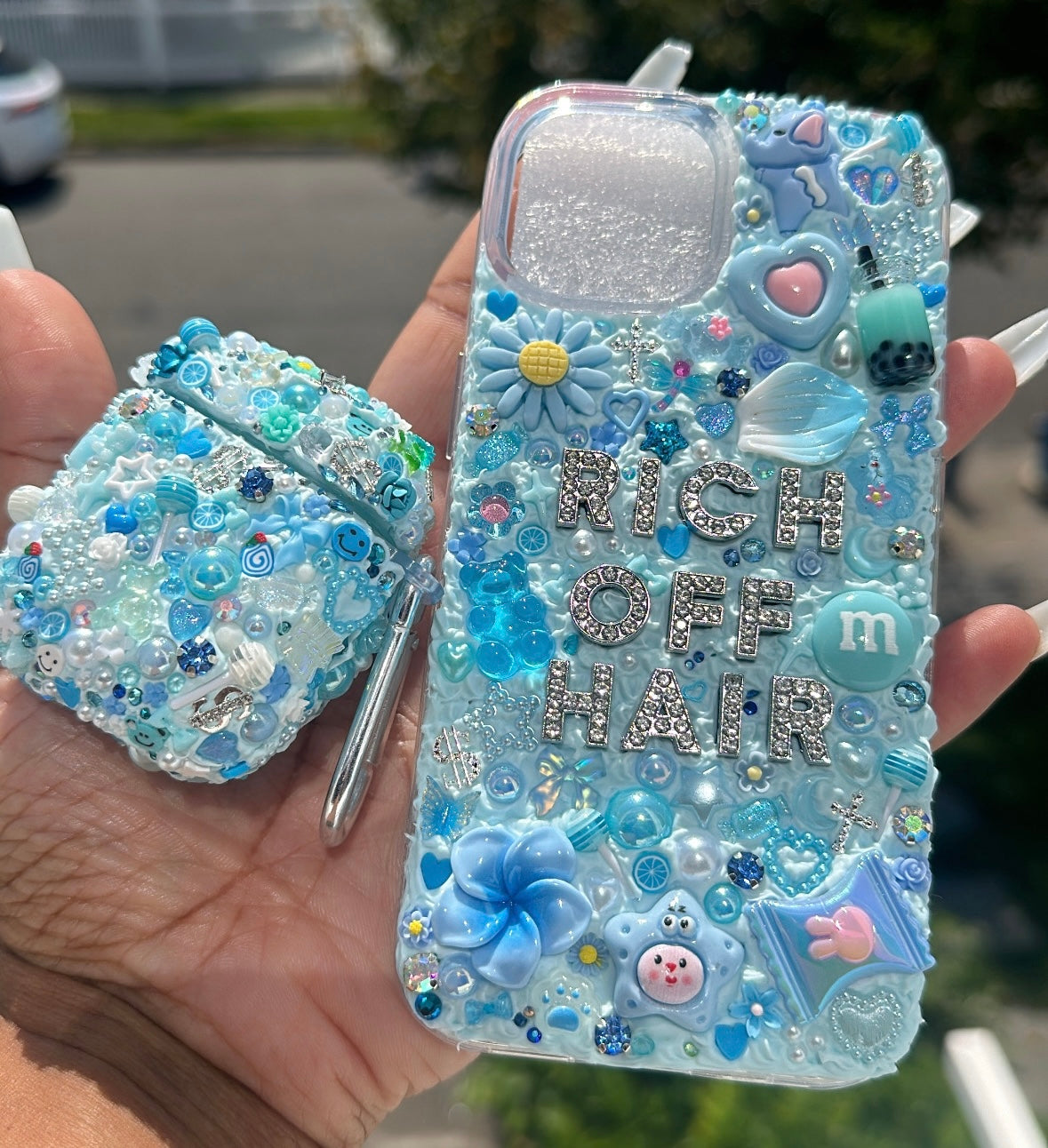 Glamour Bloom iPhone 14, 1/2 Gen AirPod case set